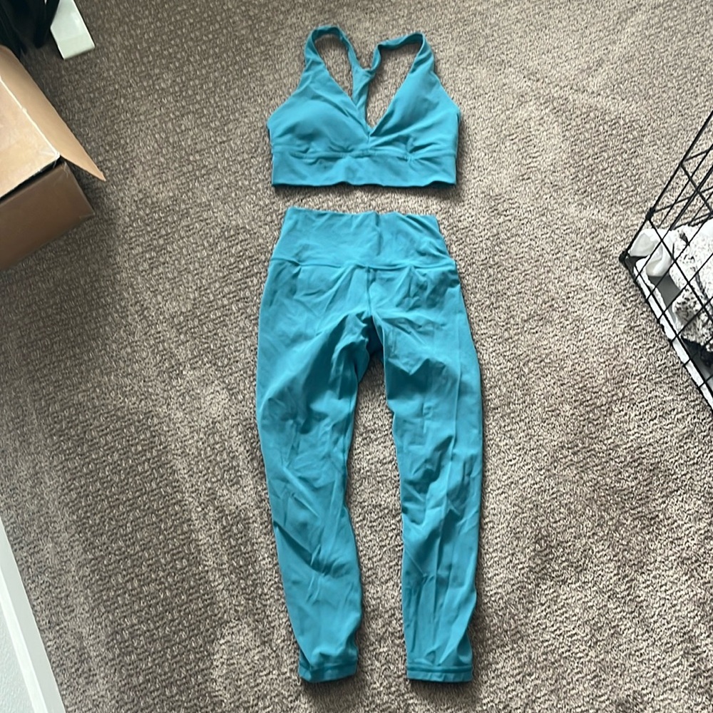 Dark teal Athleta set. Size small.